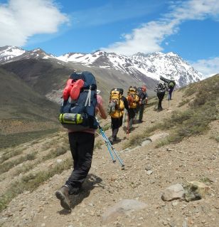 Expedición Avion de los Uruguayos, Viven - Trekking y Exploración - El